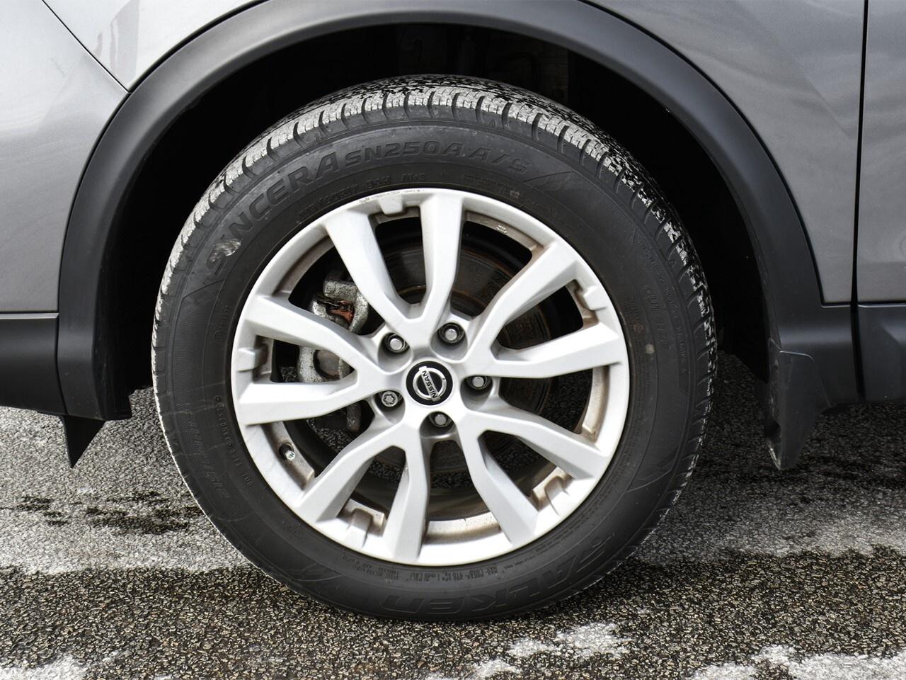 2023 Nissan Qashqai AWD SV CVT, APPLE CARPLAY, HEATED SEATS Photo