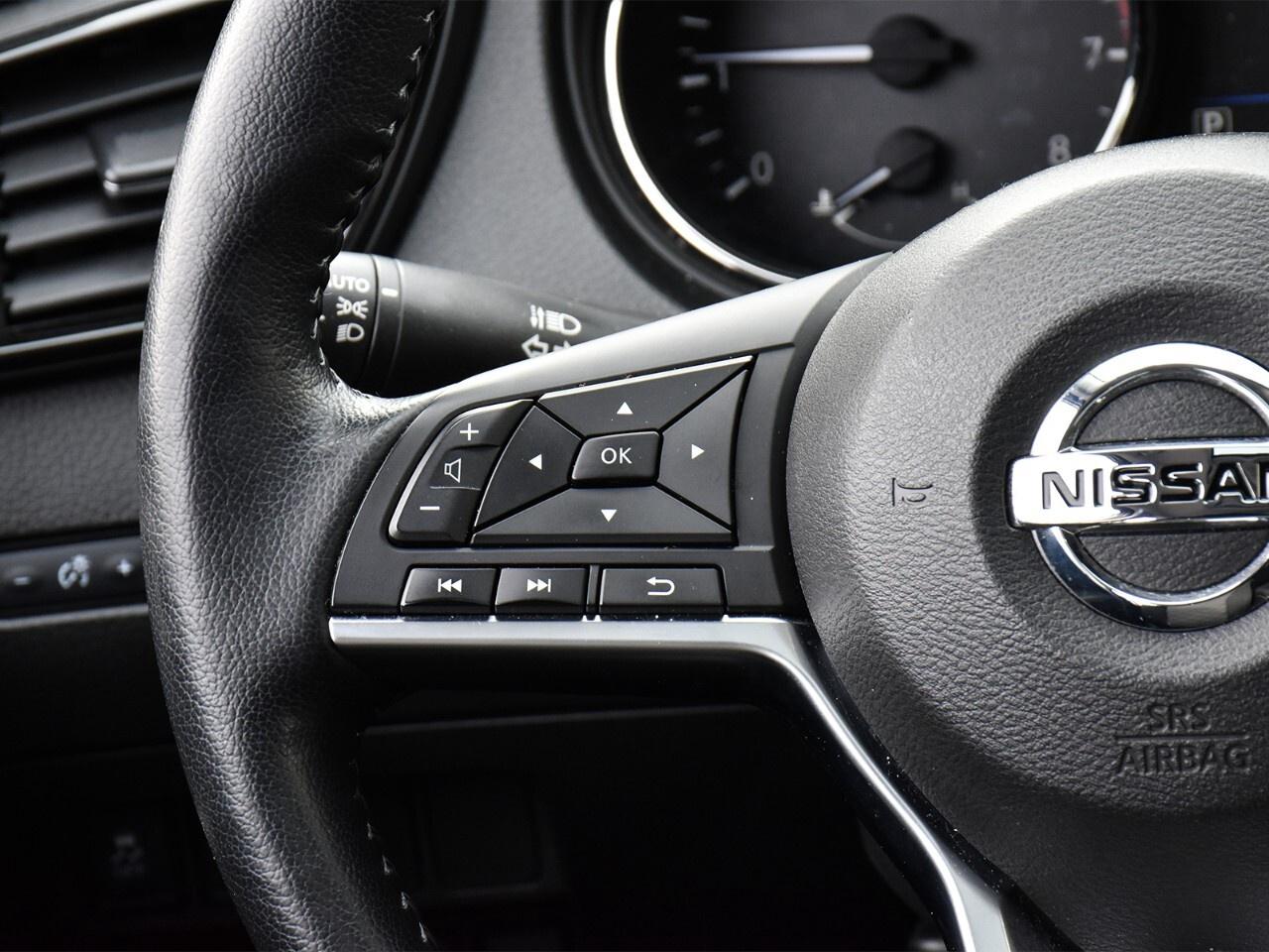 2023 Nissan Qashqai AWD SV CVT, APPLE CARPLAY, HEATED SEATS Photo