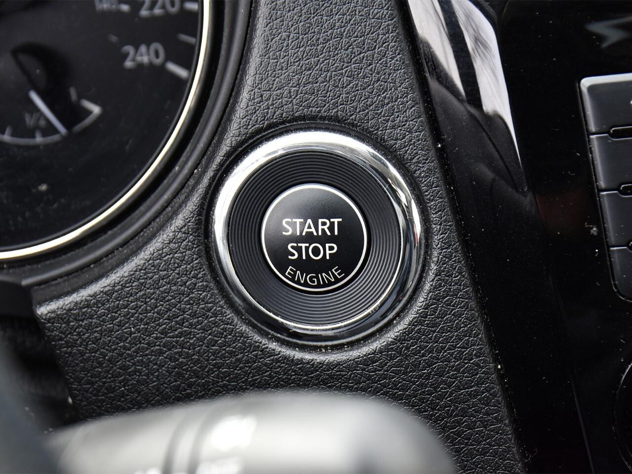 2023 Nissan Qashqai AWD SV CVT, APPLE CARPLAY, HEATED SEATS Photo