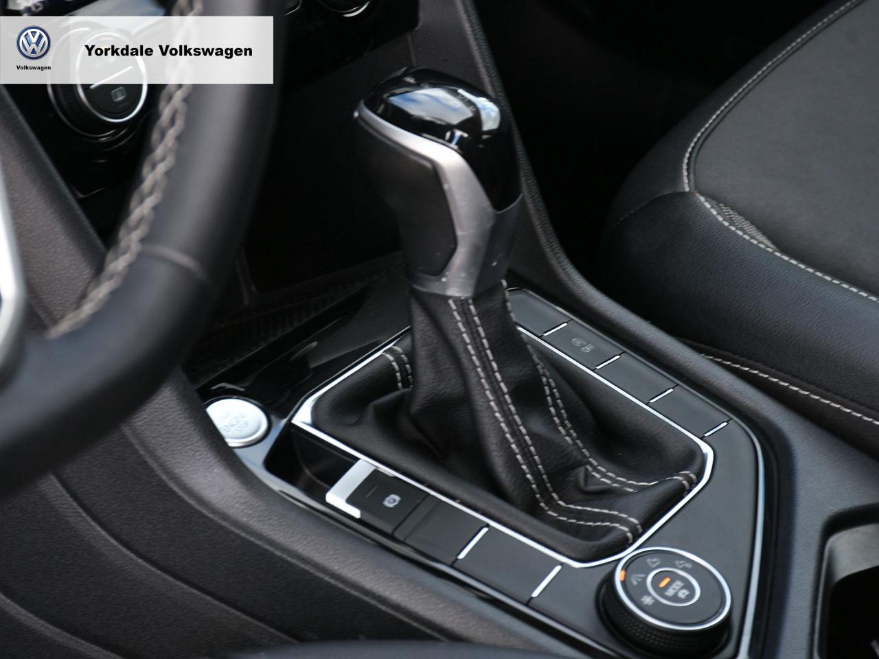 2022 Volkswagen Taos  Photo