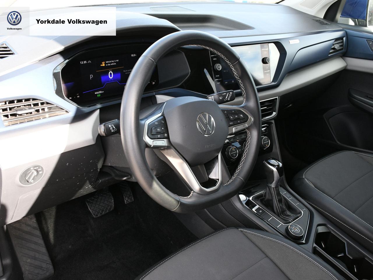 2022 Volkswagen Taos  Photo