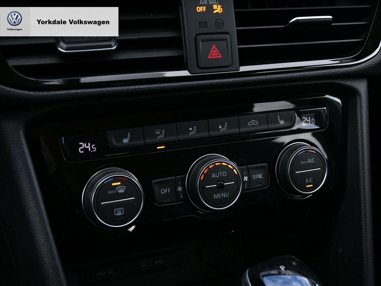 2022 Volkswagen Taos  Photo