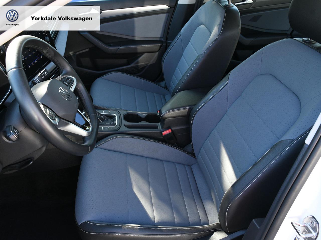 2025 Volkswagen Jetta  Photo