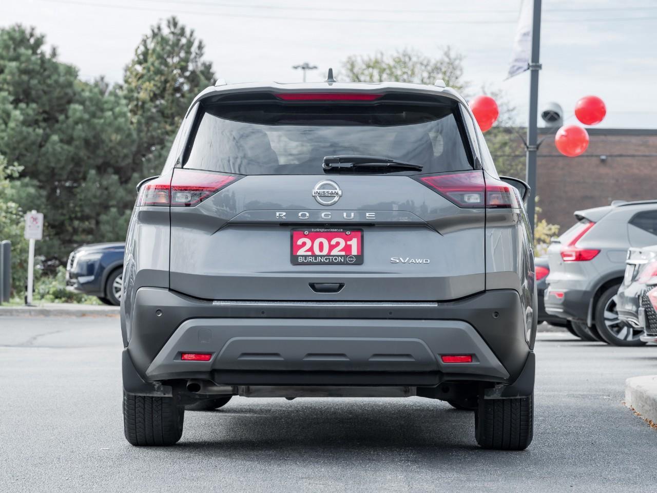 2021 Nissan Rogue SV Photo