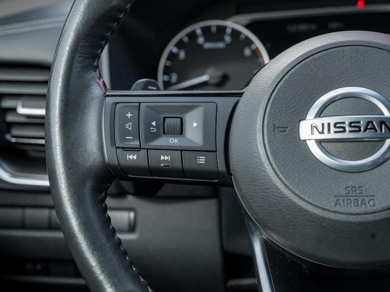 2021 Nissan Rogue SV Photo