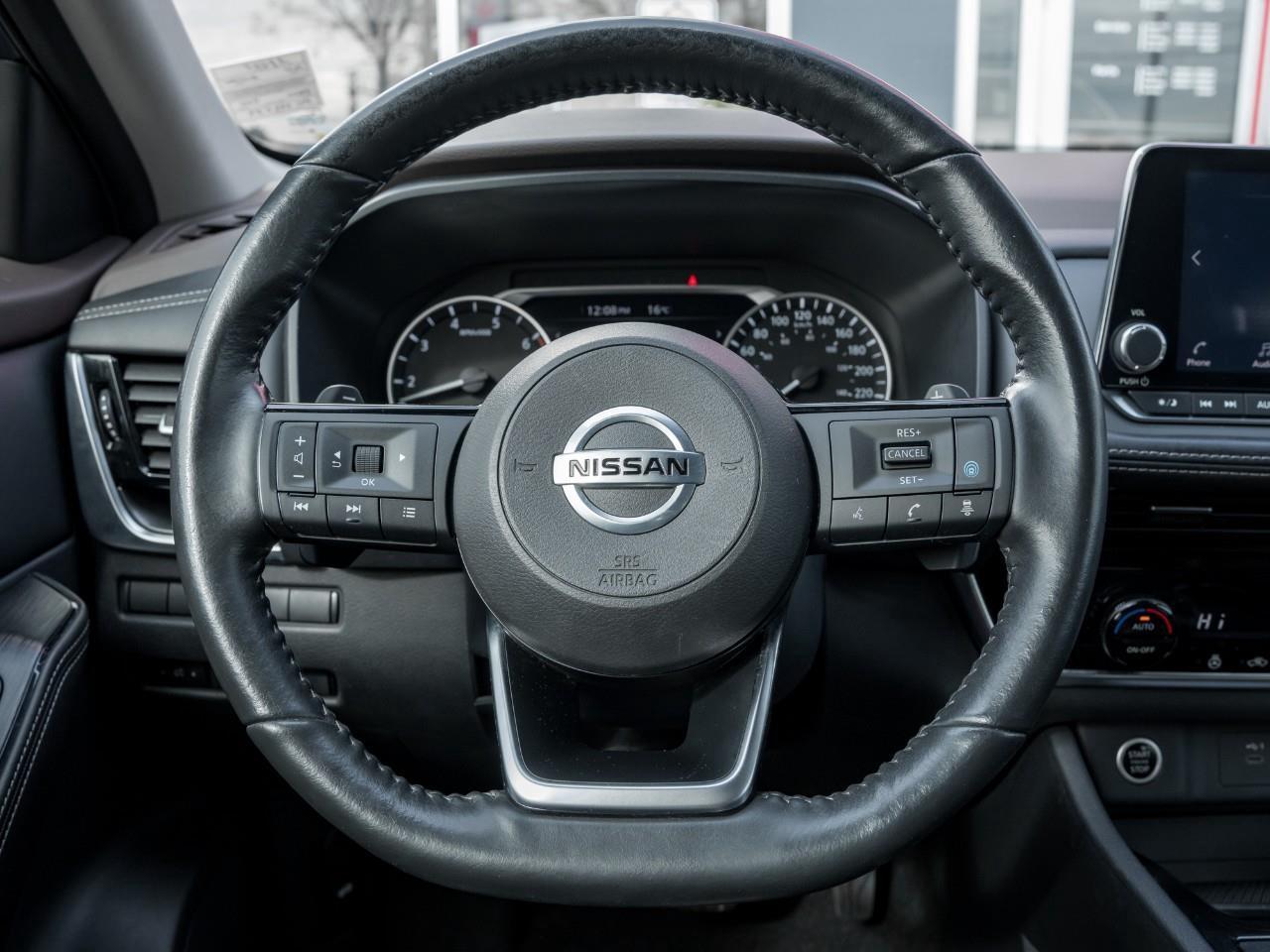 2021 Nissan Rogue SV Photo