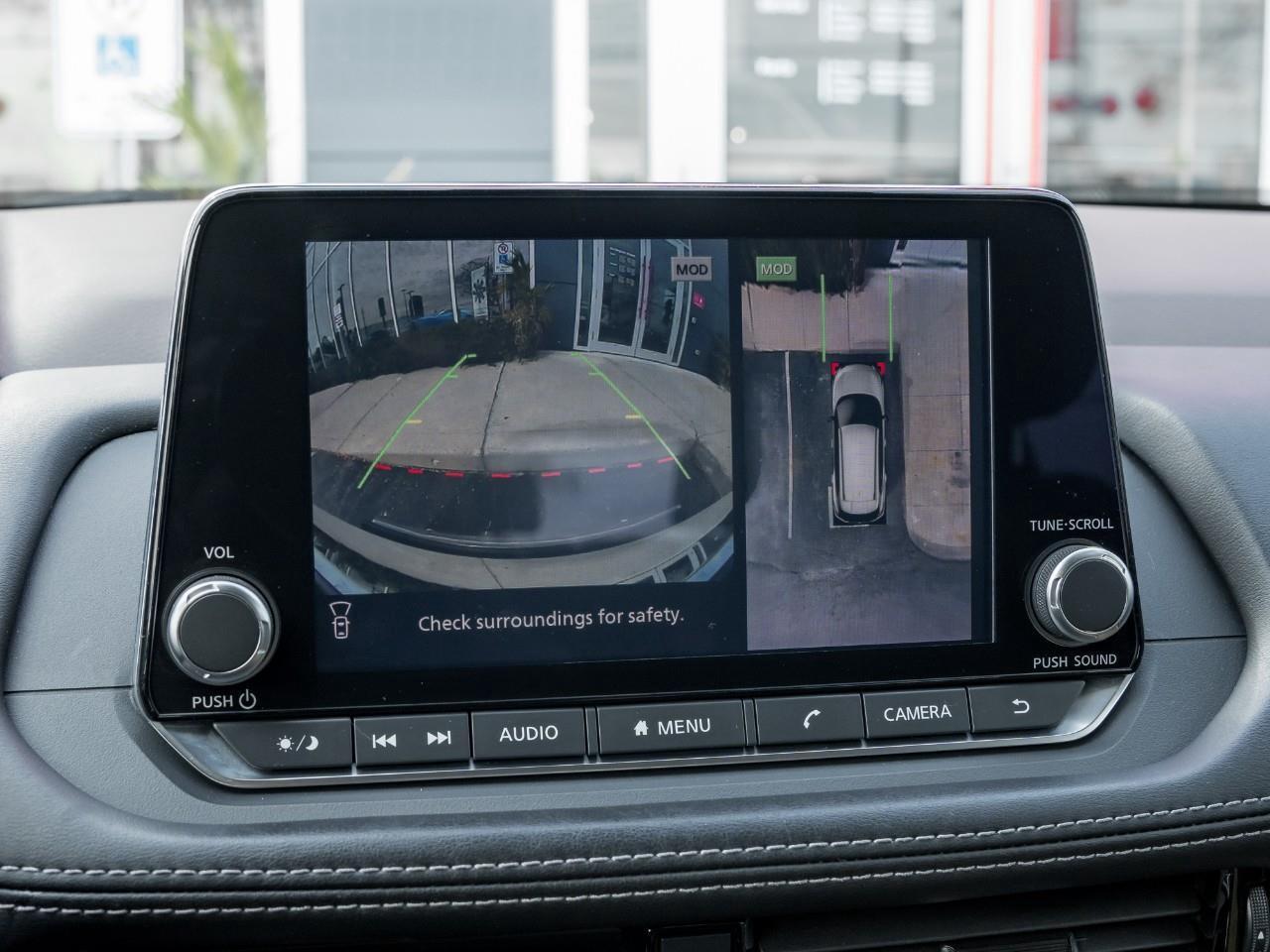 2021 Nissan Rogue SV Photo