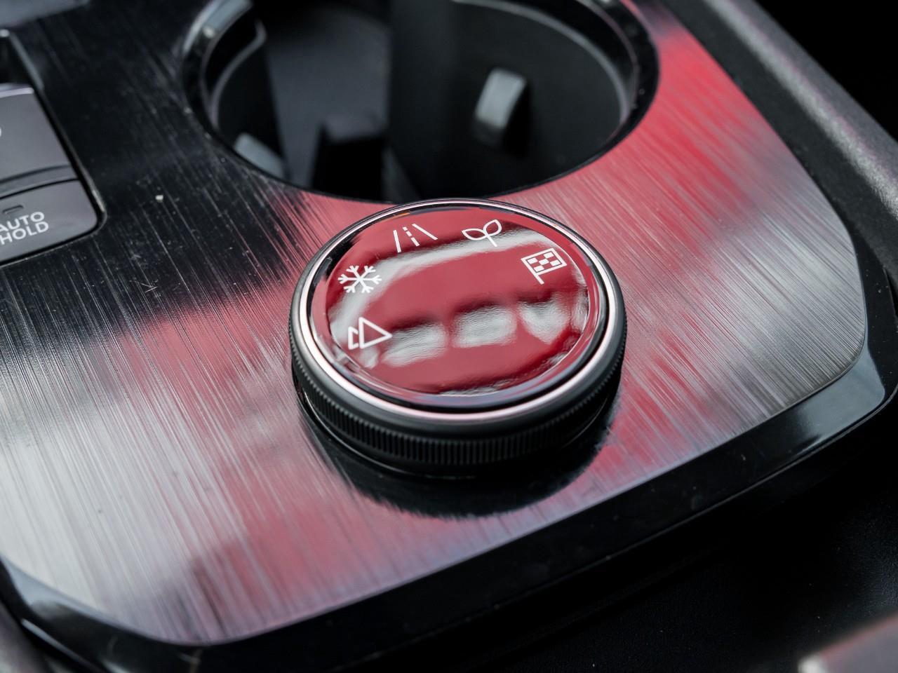 2021 Nissan Rogue SV Photo