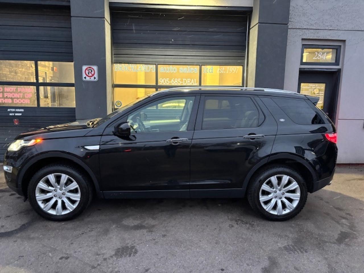 2016 Land Rover Discovery Sport AWD HSE LUXURY, PANO ROOF, NAVI, LOADED UP!! Photo