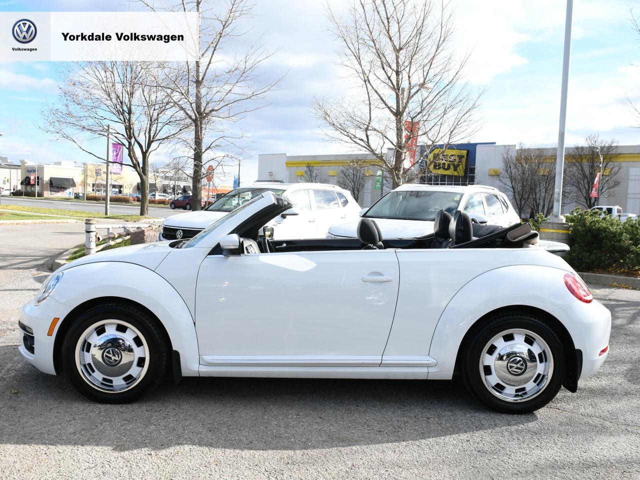 2018 Volkswagen Beetle Convertible Trendline Photo