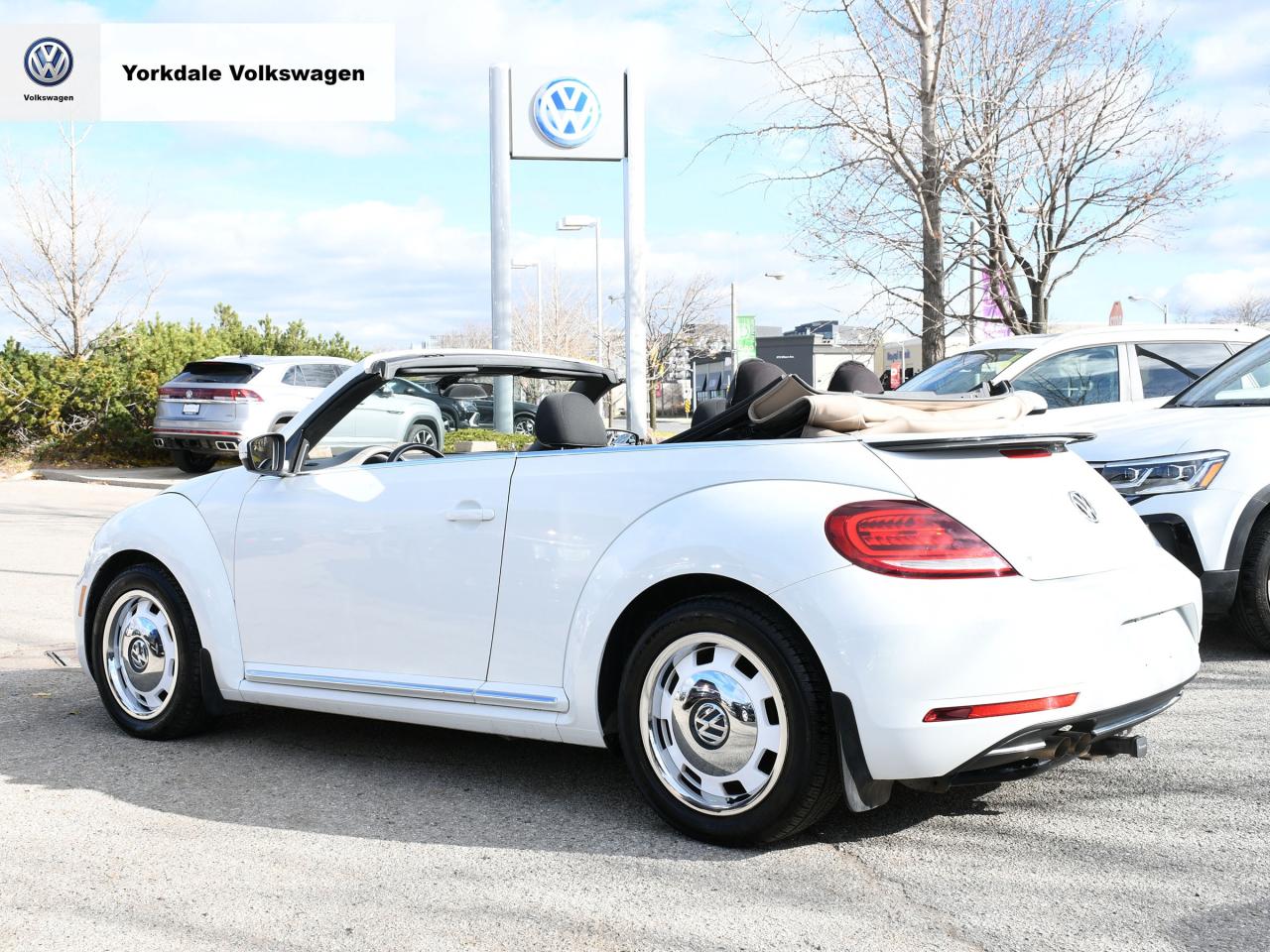 2018 Volkswagen Beetle Convertible Trendline Photo