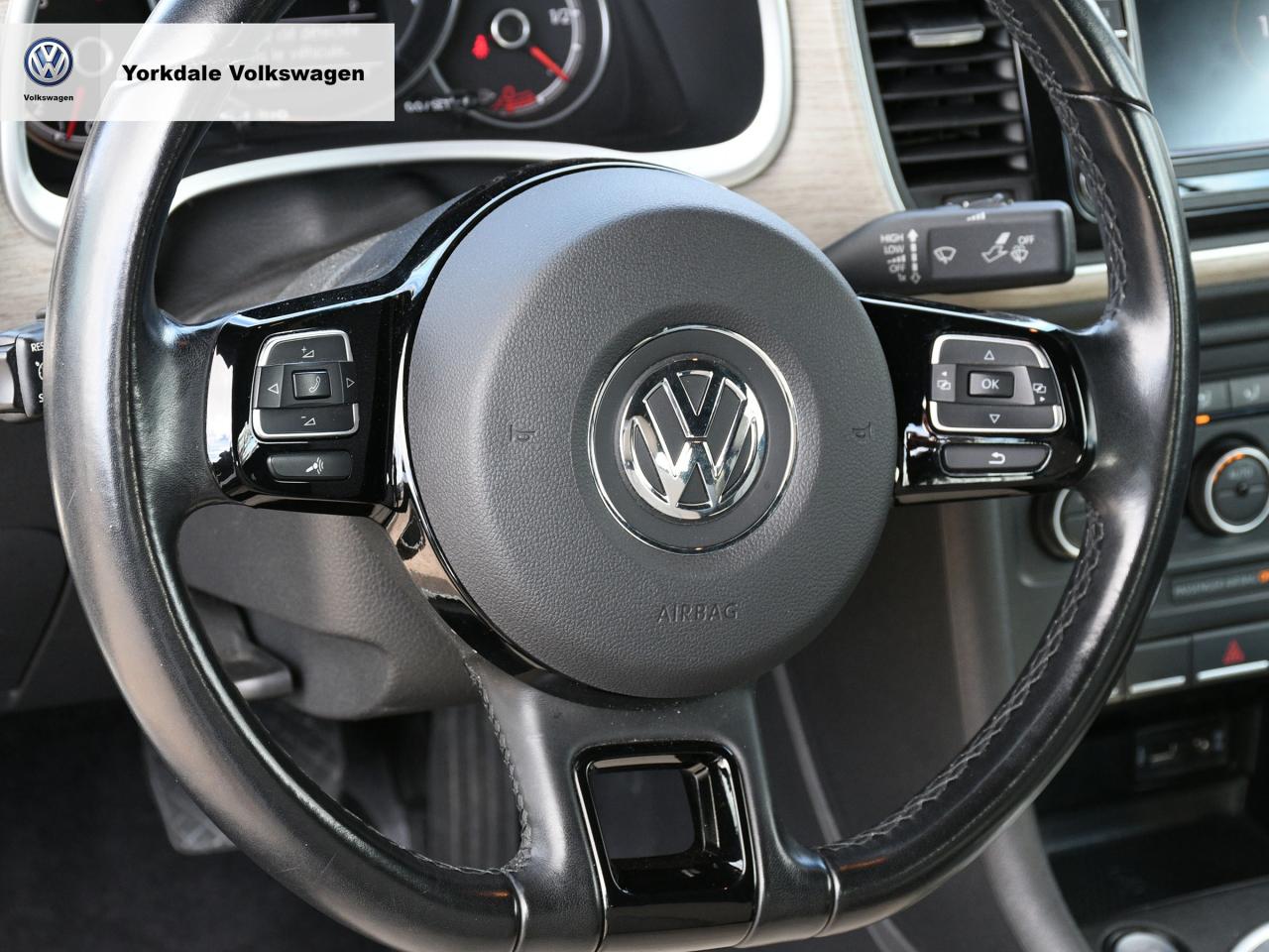 2018 Volkswagen Beetle Convertible Trendline Photo