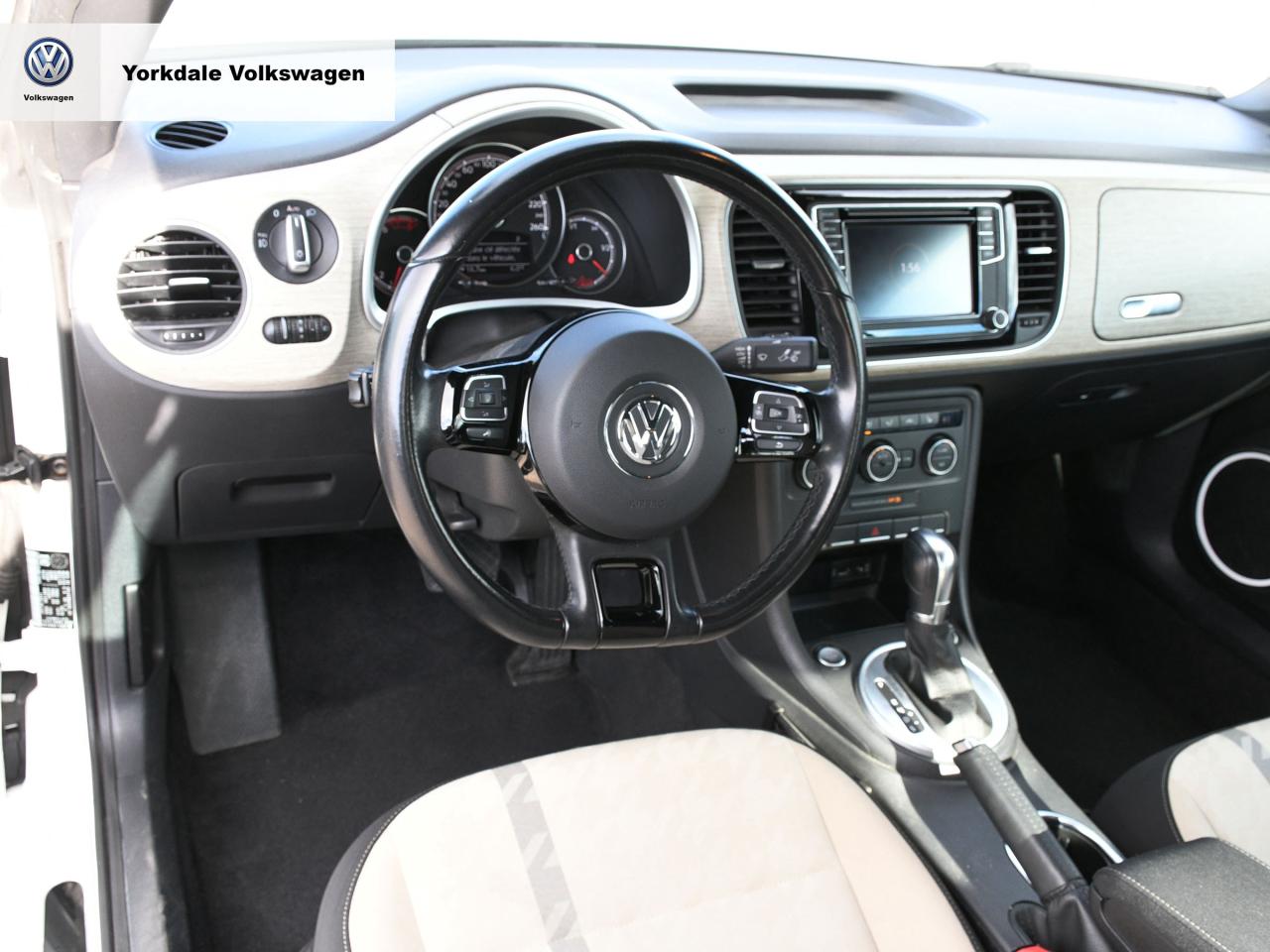 2018 Volkswagen Beetle Convertible Trendline Photo