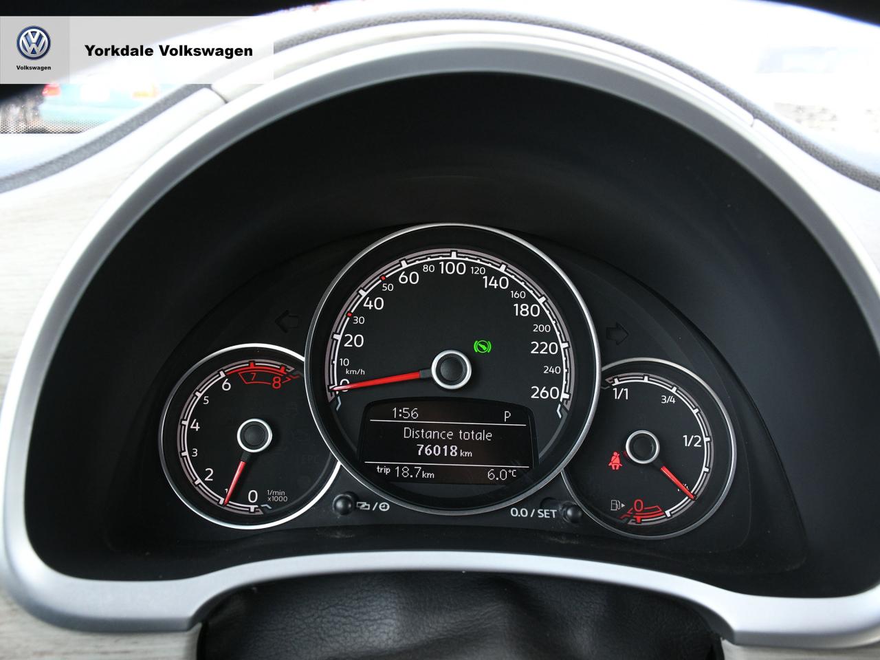 2018 Volkswagen Beetle Convertible Trendline Photo