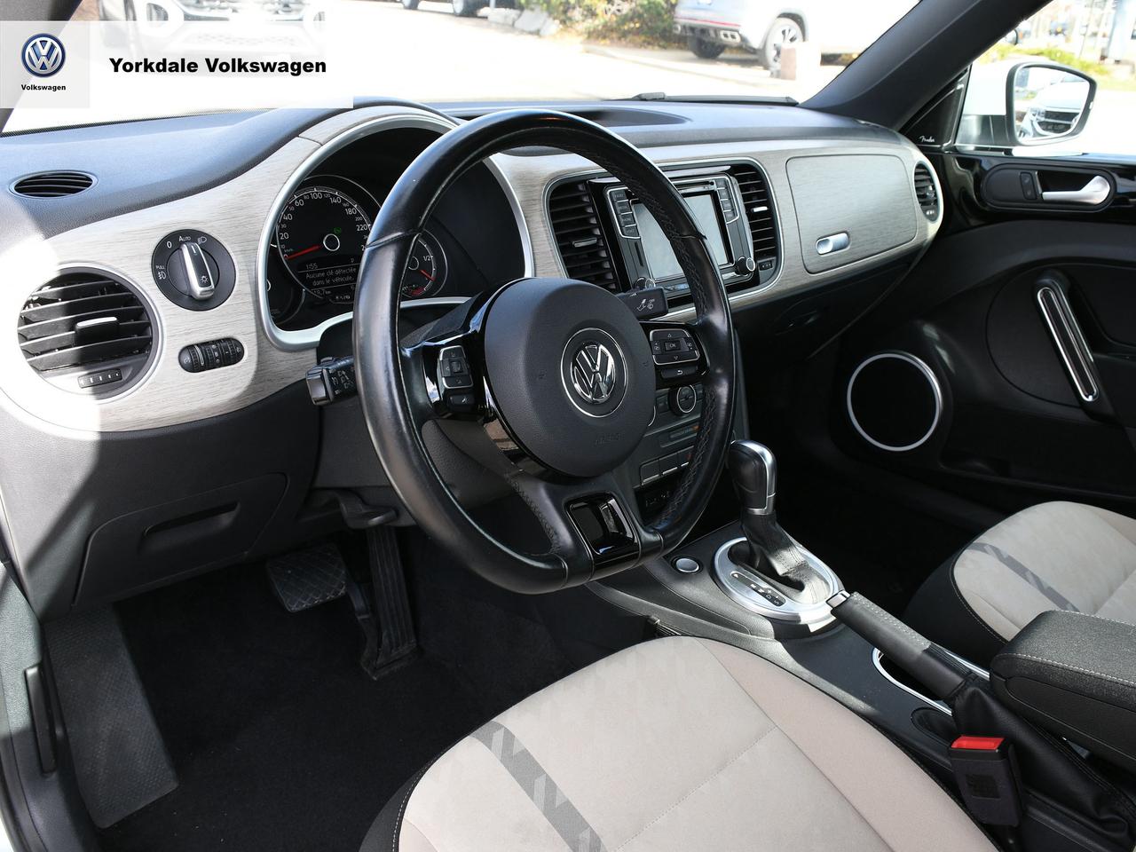 2018 Volkswagen Beetle Convertible Trendline Photo