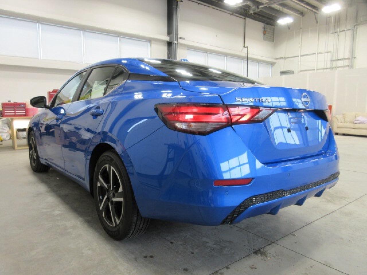 2024 Nissan Sentra SV, HTD. SEATS APPLE/ANDROID, BT, CAMERA, 3K! Photo