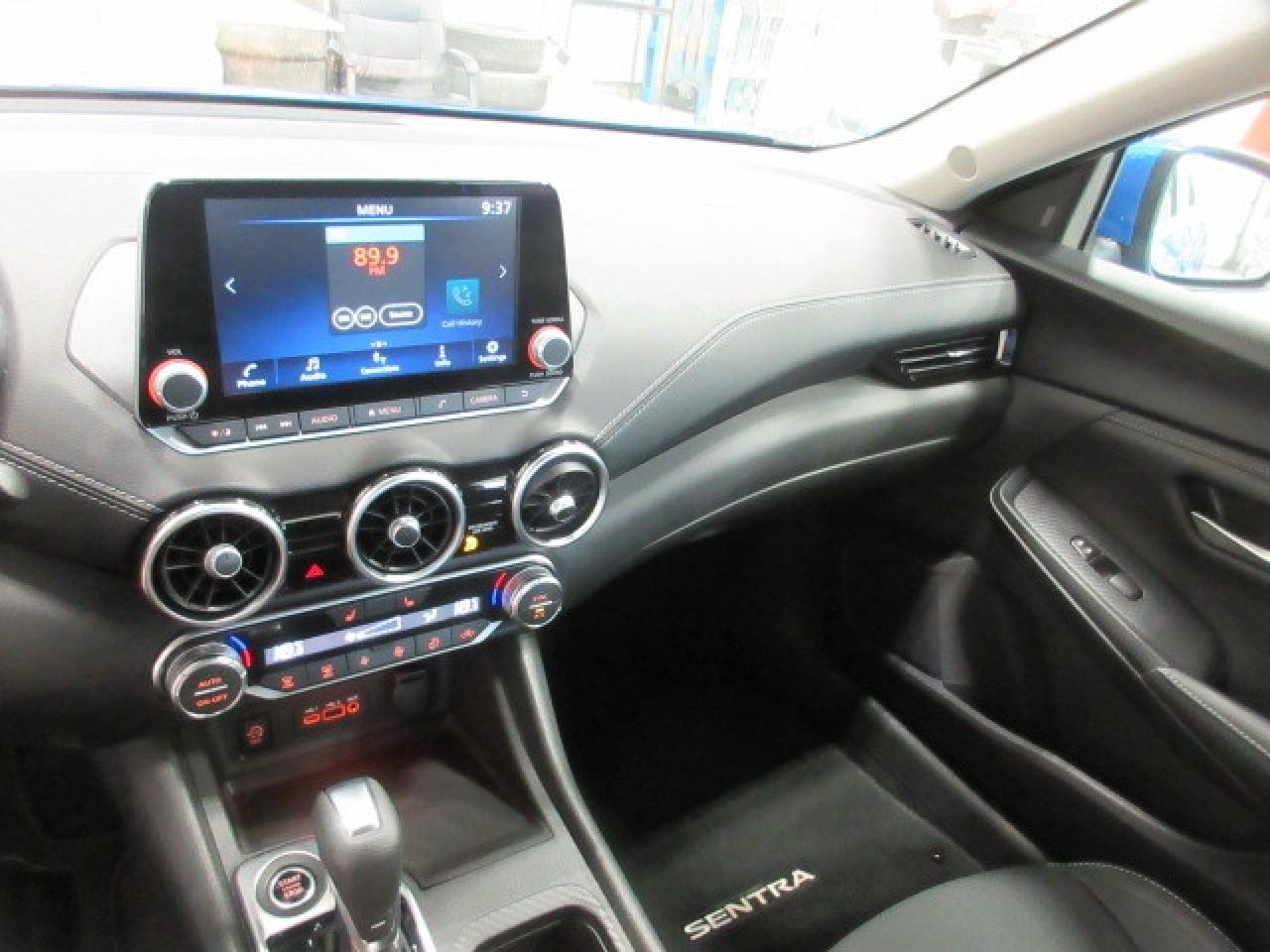 2024 Nissan Sentra SV, HTD. SEATS APPLE/ANDROID, BT, CAMERA, 3K! Photo