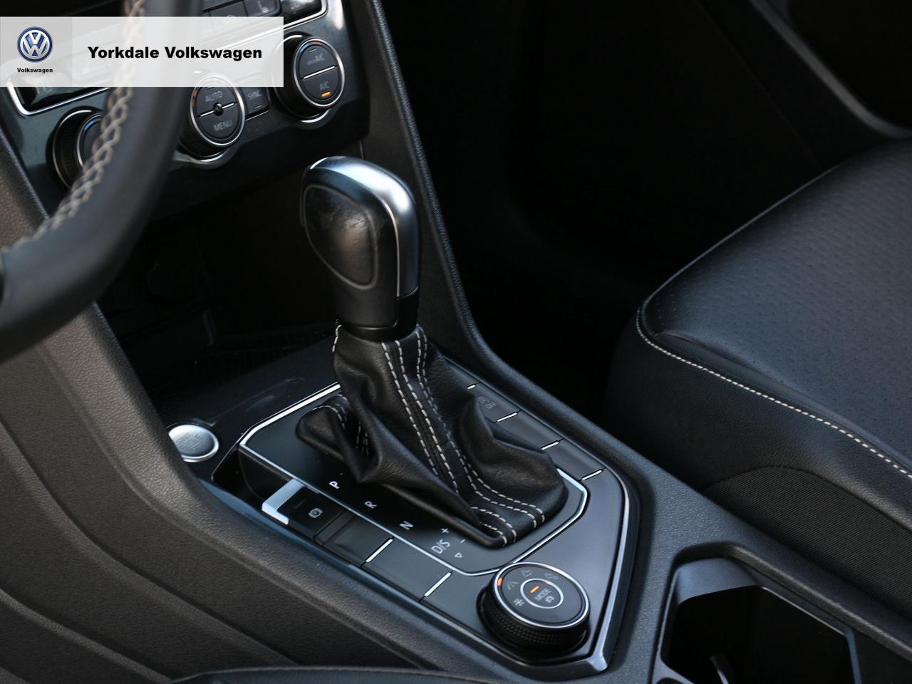 2021 Volkswagen Tiguan 4Motion Photo