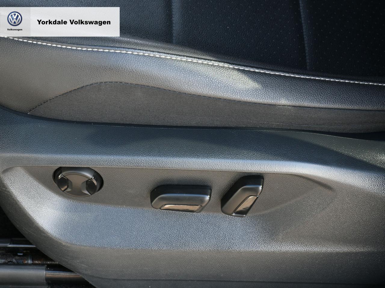 2021 Volkswagen Tiguan 4Motion Photo