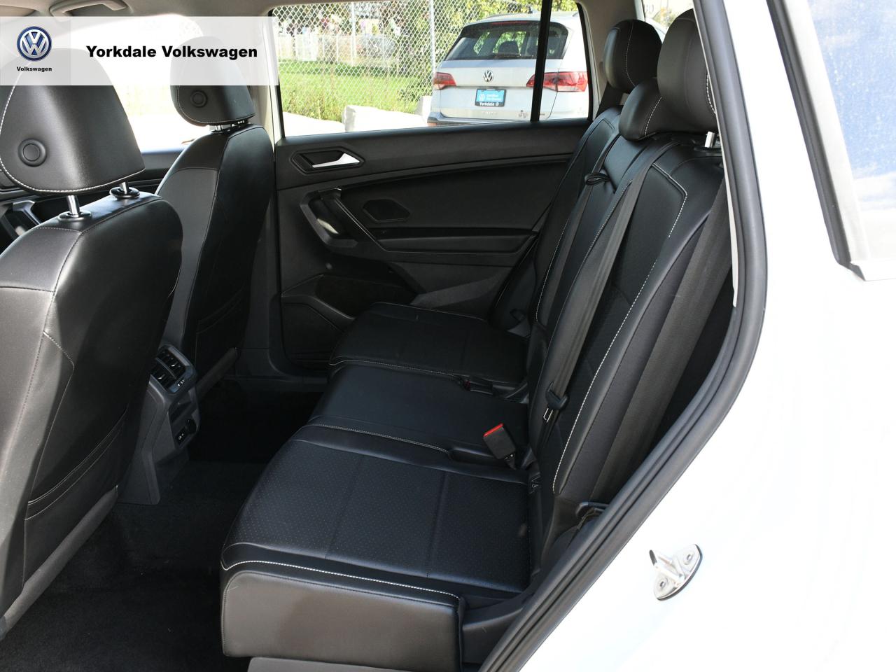 2021 Volkswagen Tiguan 4Motion Photo