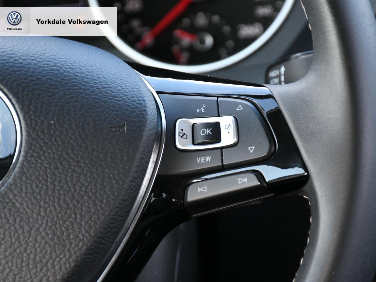 2021 Volkswagen Tiguan 4Motion Photo