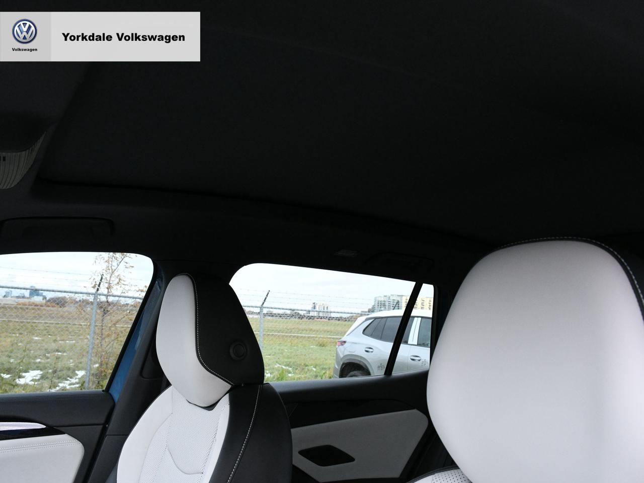 2025 Volkswagen Tiguan  Photo