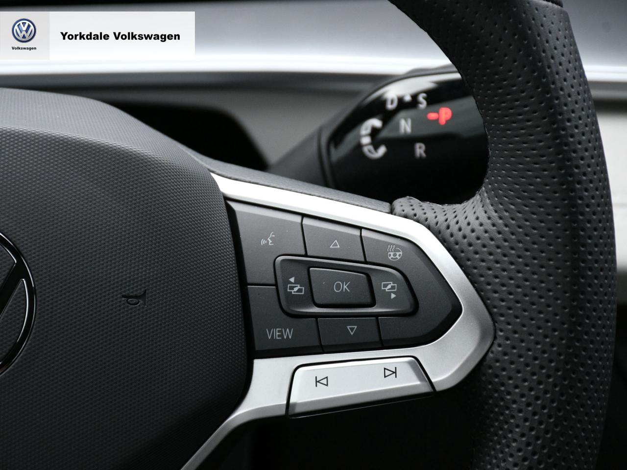 2025 Volkswagen Tiguan  Photo