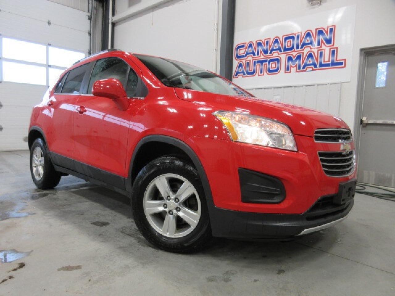2016 Chevrolet Trax LT AWD, ALLOYS, A/C, BT, CAMERA, 120K! Photo