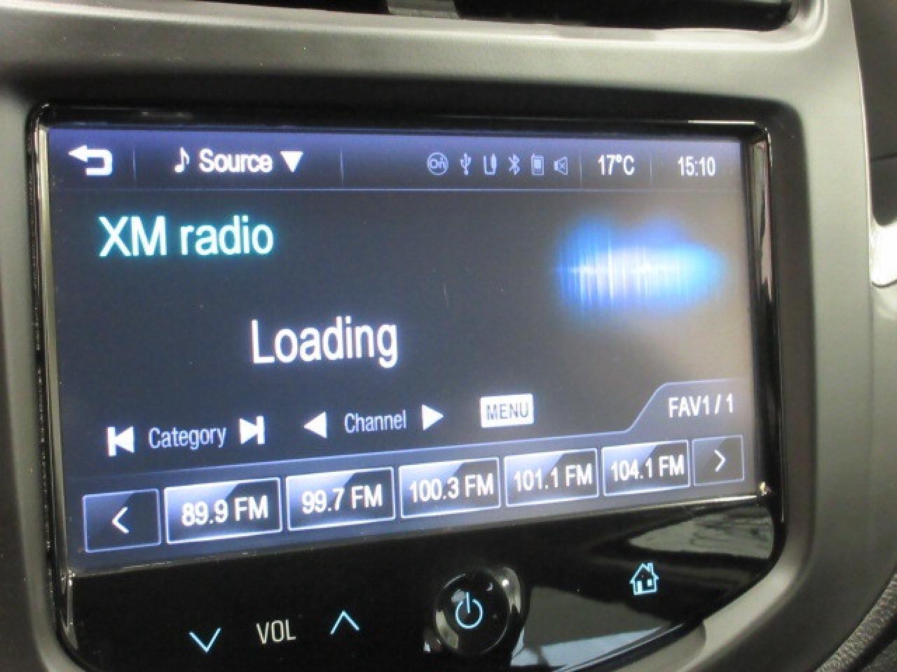 2016 Chevrolet Trax LT AWD, ALLOYS, A/C, BT, CAMERA, 120K! Photo