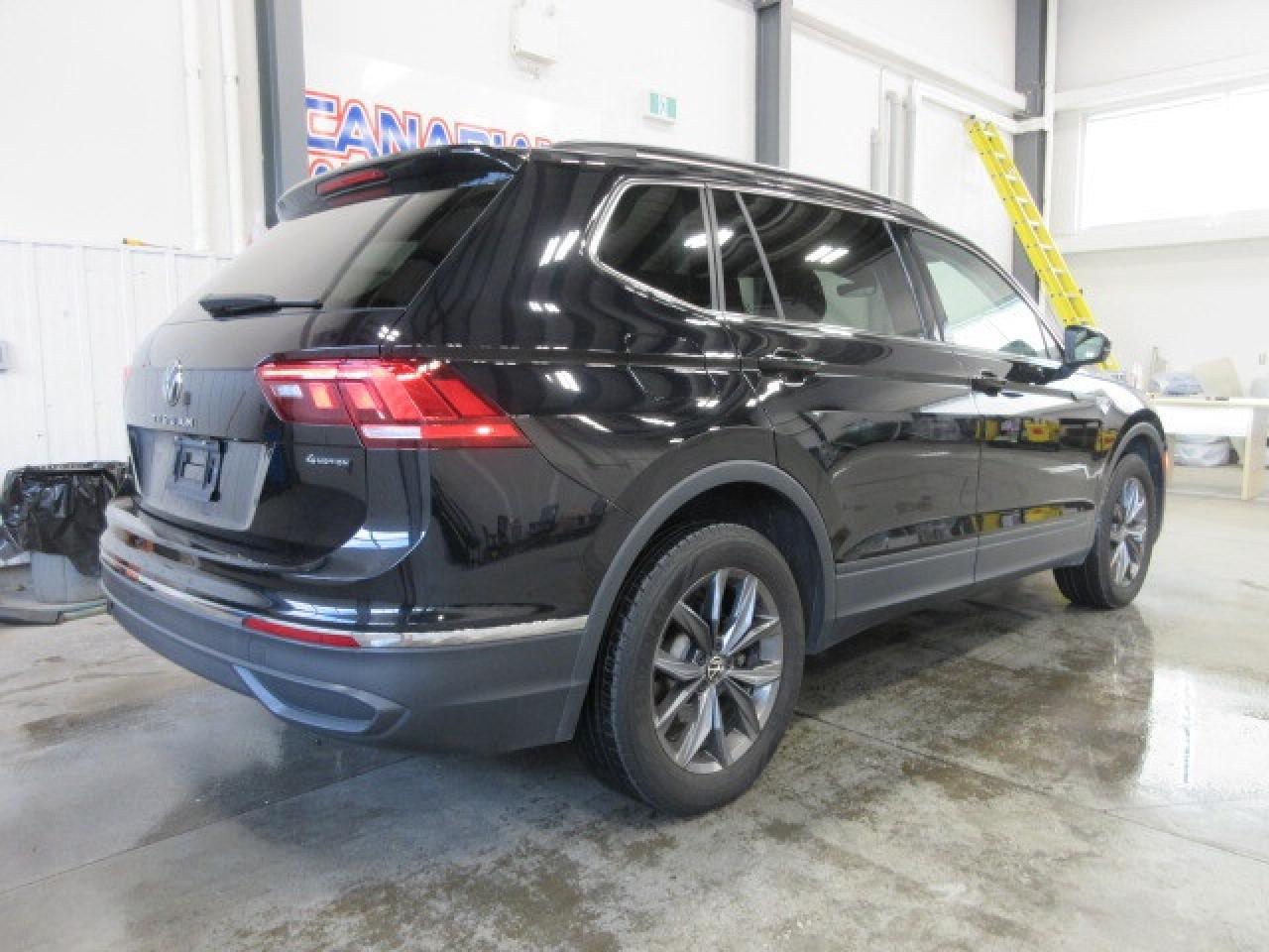 2022 Volkswagen Tiguan COMFORTLINE AWD, ROOF, HTD. LEATHER, 81K! Photo