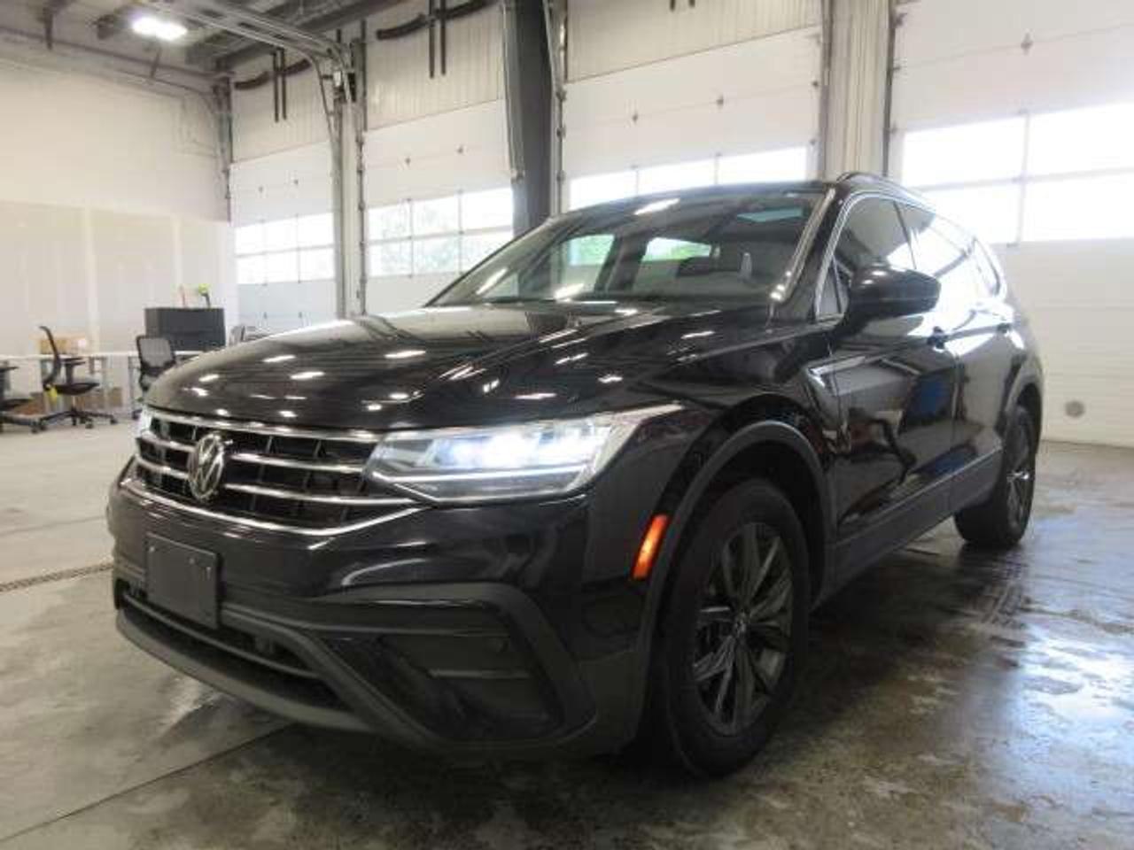 2022 Volkswagen Tiguan COMFORTLINE AWD, ROOF, HTD. LEATHER, 81K! Photo