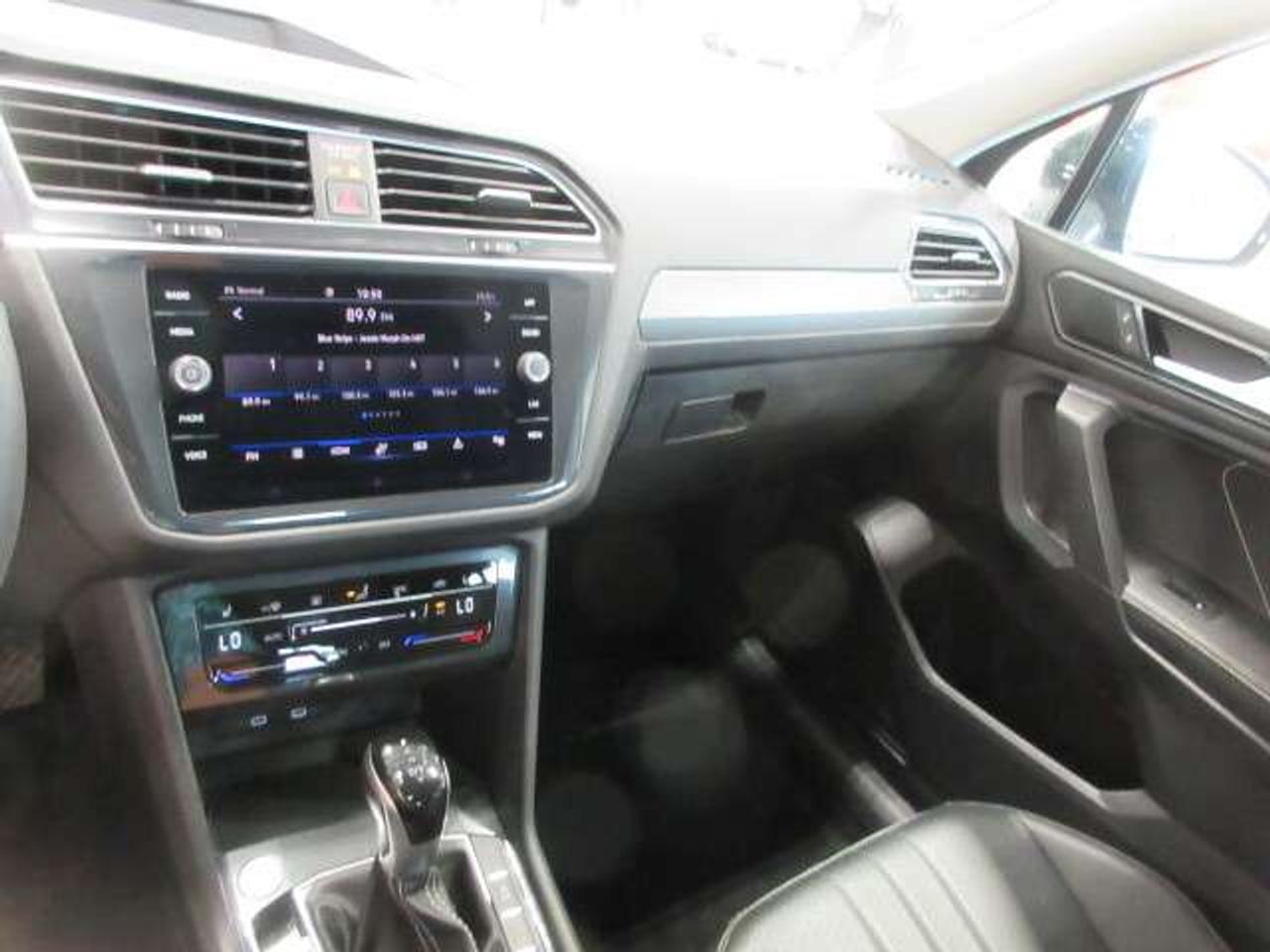 2022 Volkswagen Tiguan COMFORTLINE AWD, ROOF, HTD. LEATHER, 81K! Photo