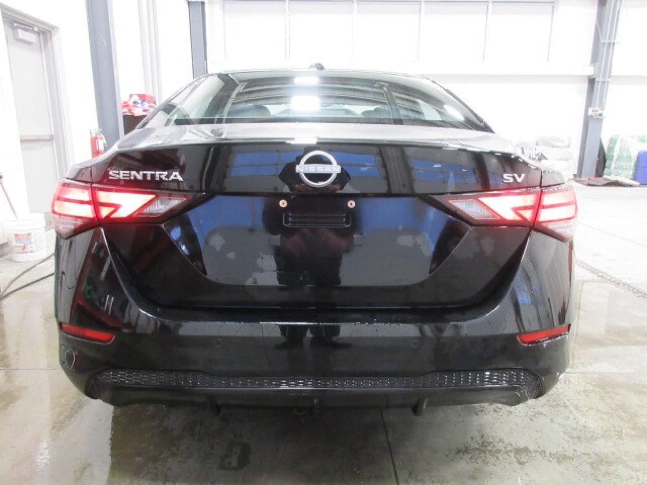 2024 Nissan Sentra SV, HTD. SEATS, ALLOYS, A/C, APPLE/ANDROID, 56K! Photo