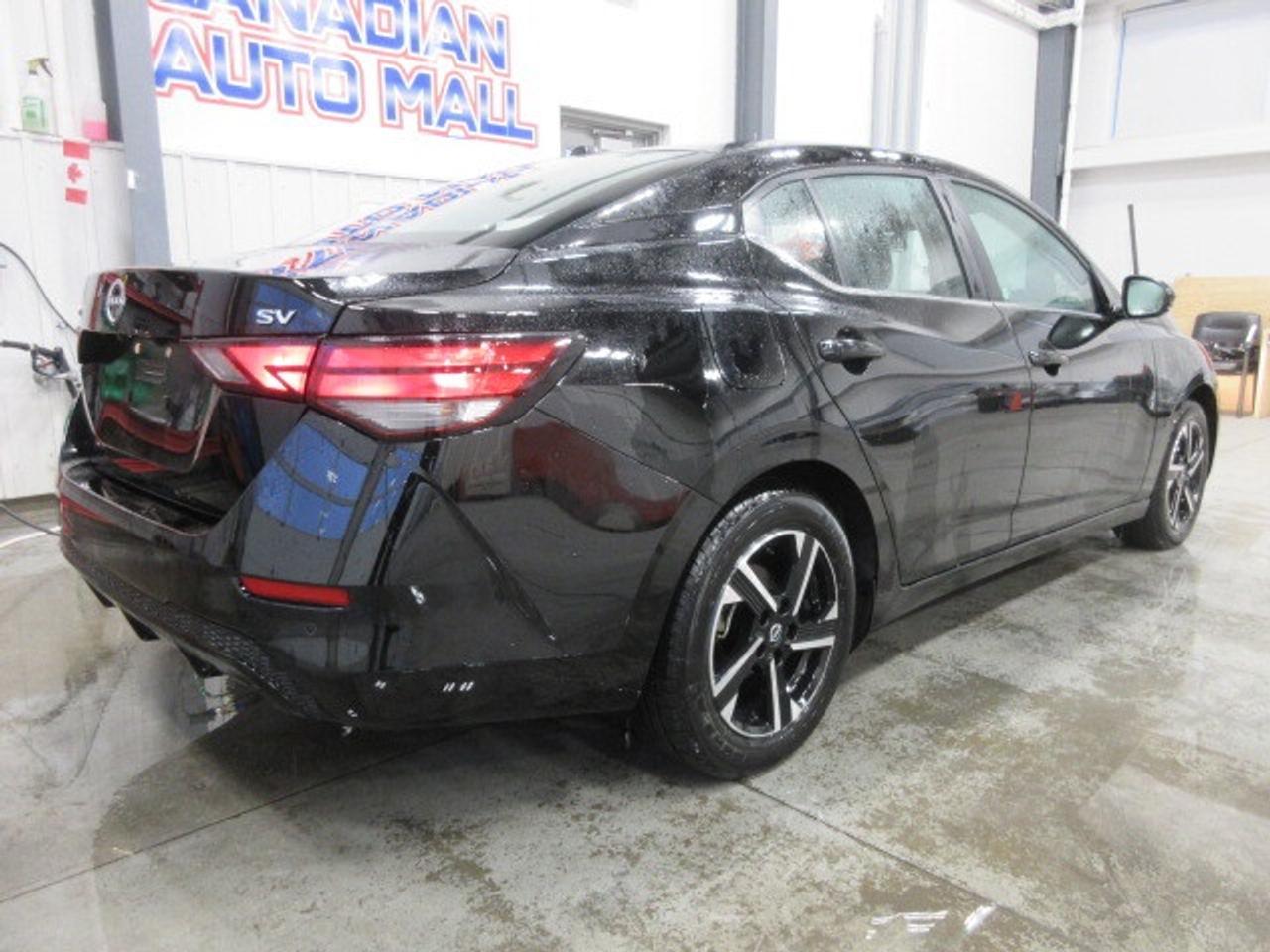 2024 Nissan Sentra SV, HTD. SEATS, ALLOYS, A/C, APPLE/ANDROID, 56K! Photo