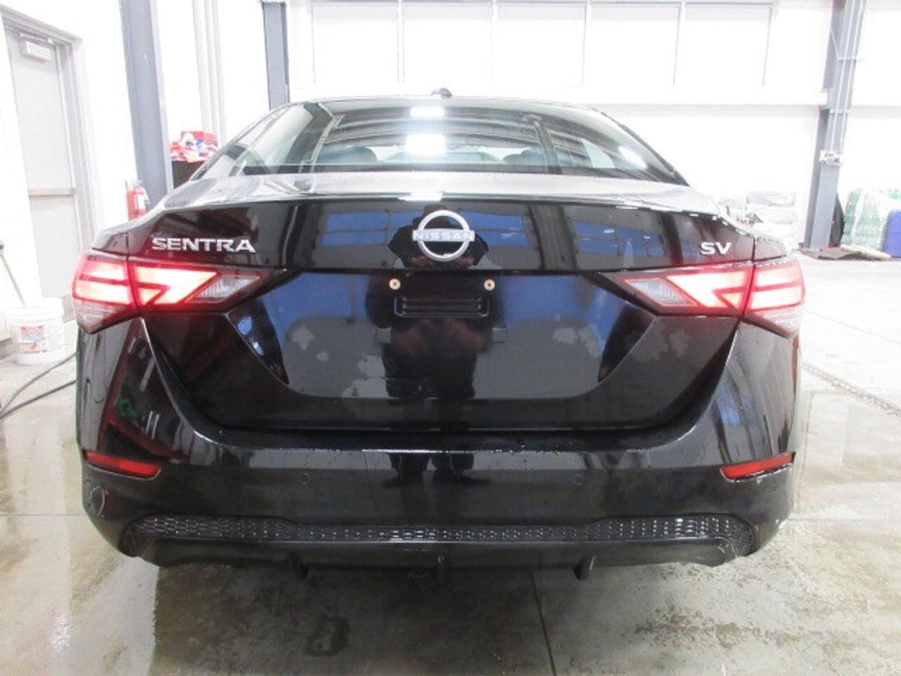 2024 Nissan Sentra SV, HTD. SEATS, ALLOYS, A/C, APPLE/ANDROID, 56K! Photo