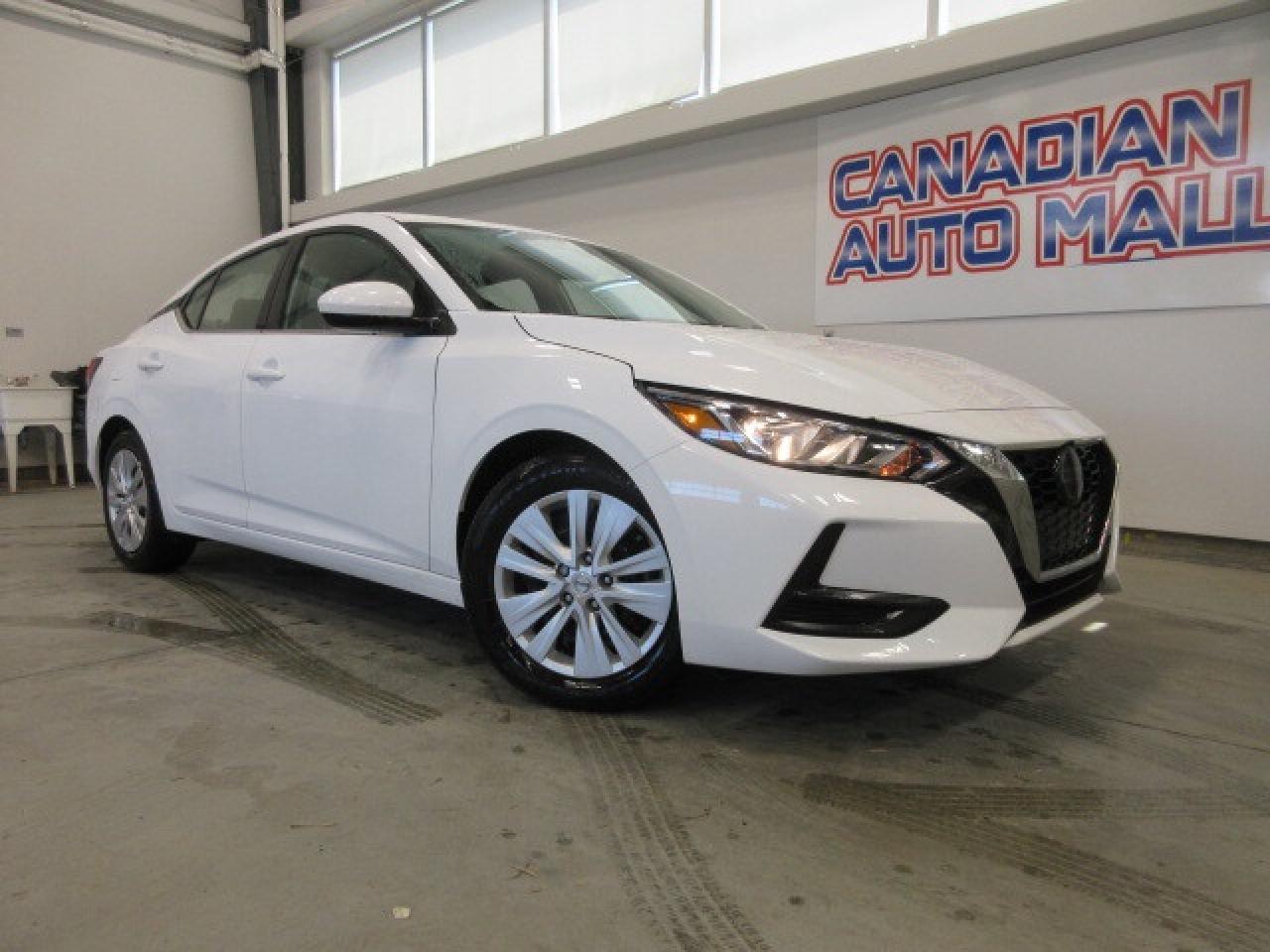 2023 Nissan Sentra S PLUS, AUTO, A/C, HTD. SEATS, APPLE/ANDROID, 14K! Photo