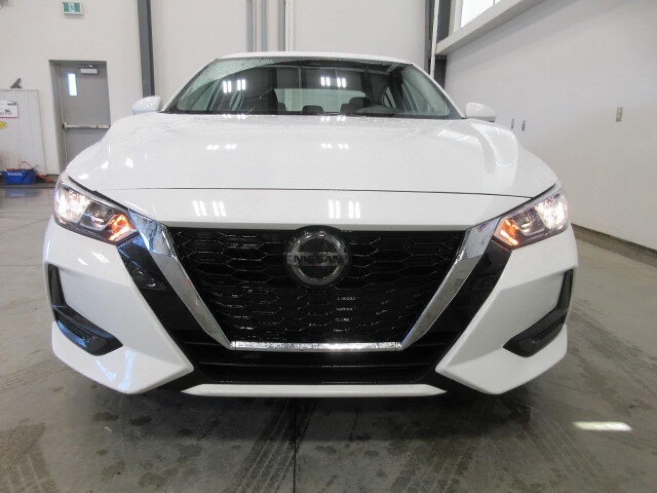 2023 Nissan Sentra S PLUS, AUTO, A/C, HTD. SEATS, APPLE/ANDROID, 14K! Photo2