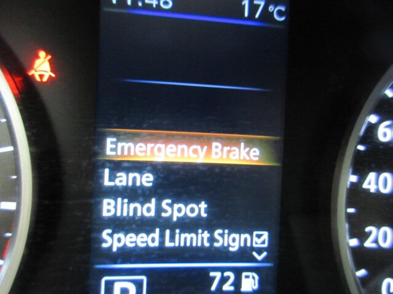 2023 Nissan Sentra S PLUS, AUTO, A/C, HTD. SEATS, APPLE/ANDROID, 14K! Photo