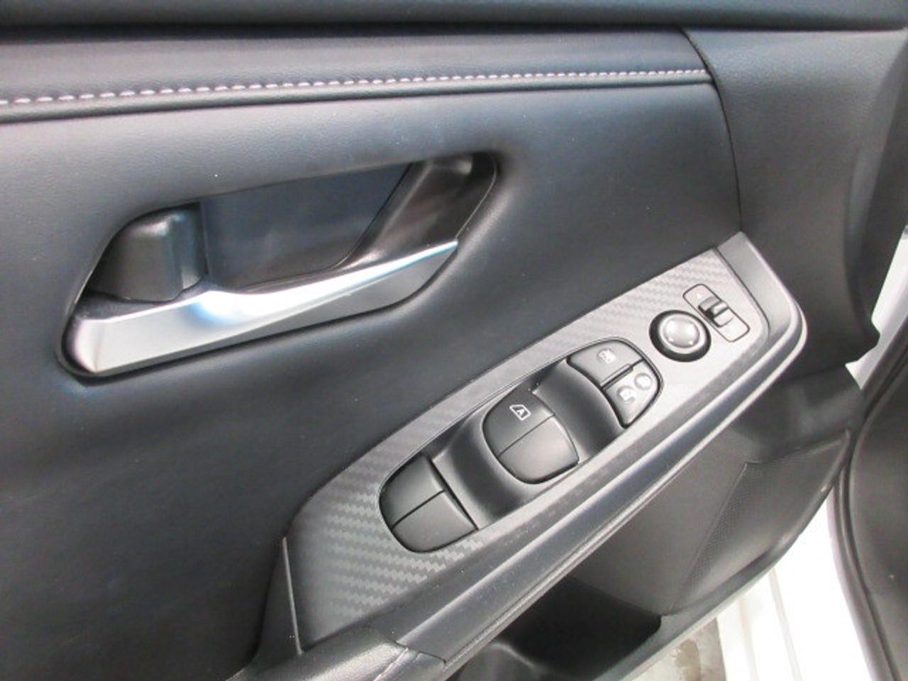 2023 Nissan Sentra S PLUS, AUTO, A/C, HTD. SEATS, APPLE/ANDROID, 14K! Photo