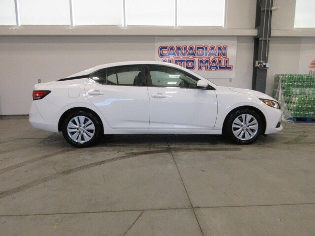 2023 Nissan Sentra S PLUS, AUTO, A/C, HTD. SEATS, APPLE/ANDROID, 14K! Photo