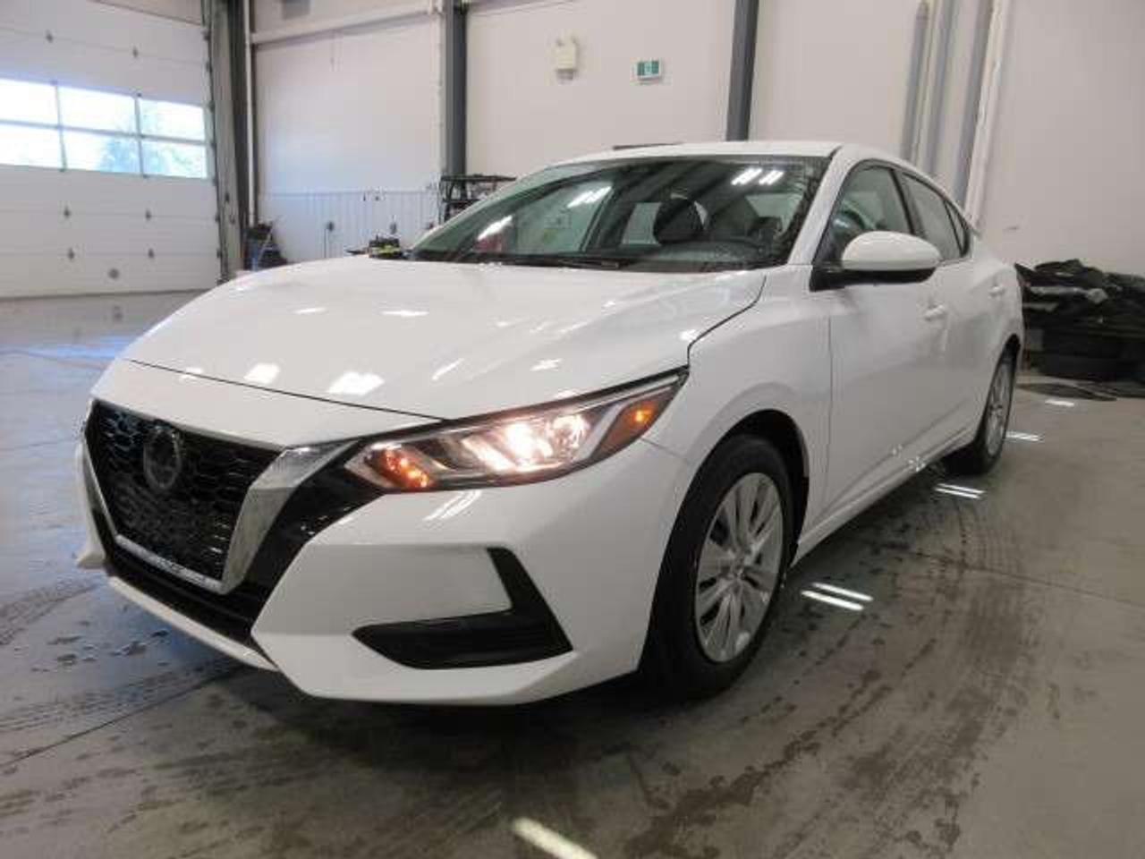 2023 Nissan Sentra S PLUS, AUTO, A/C, HTD. SEATS, APPLE/ANDROID, 14K! Photo