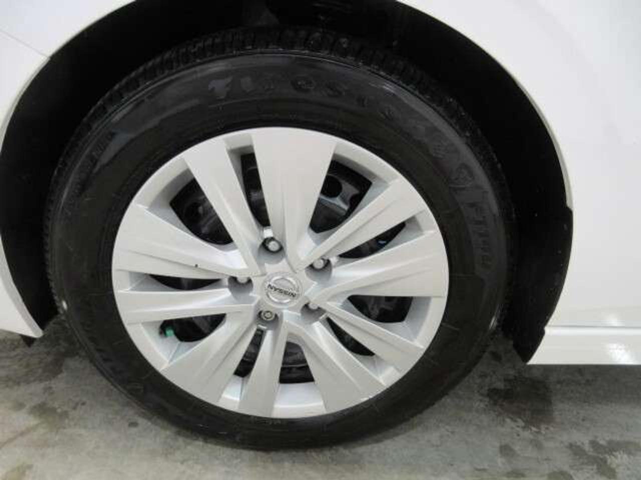 2023 Nissan Sentra S PLUS, AUTO, A/C, HTD. SEATS, APPLE/ANDROID, 14K! Photo