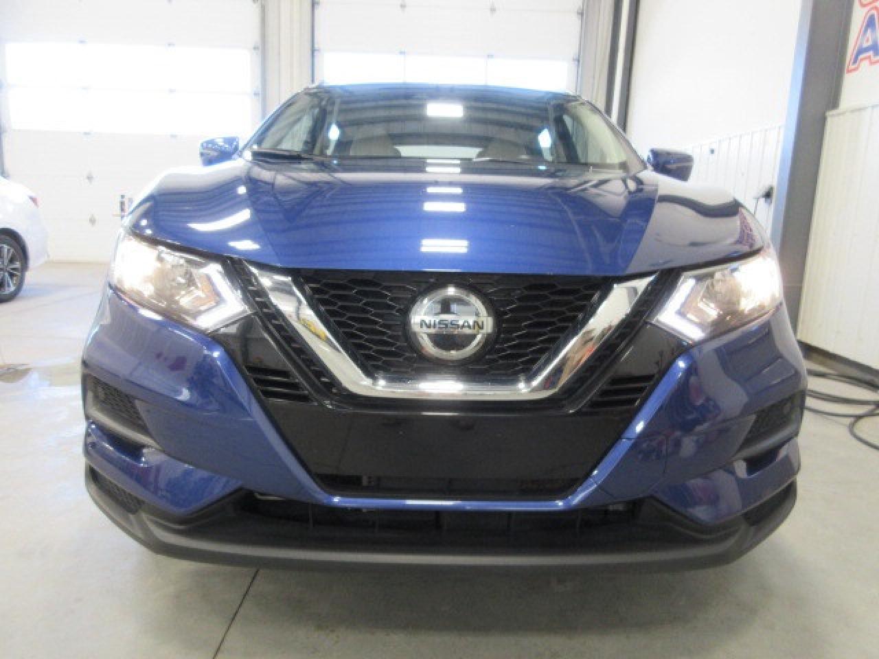 2023 Nissan Qashqai SV AWD, ROOF, APPLE/ANDROID, CAMERA, 50K! Photo2