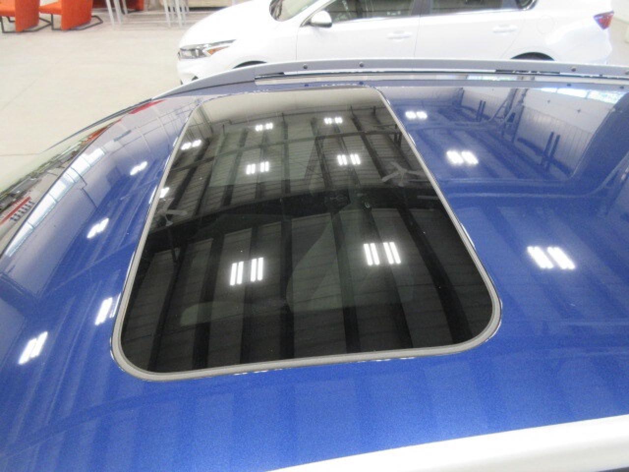 2023 Nissan Qashqai SV AWD, ROOF, APPLE/ANDROID, CAMERA, 50K! Photo