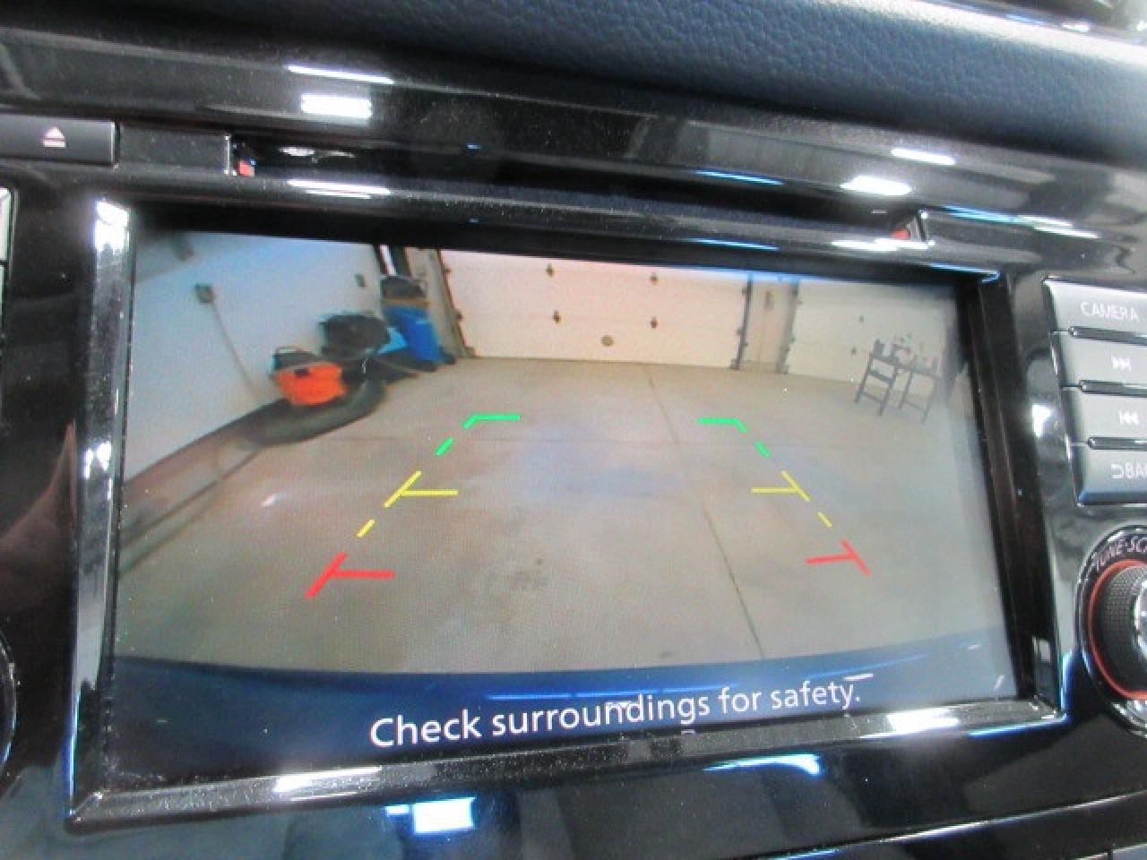 2023 Nissan Qashqai SV AWD, ROOF, APPLE/ANDROID, CAMERA, 50K! Photo