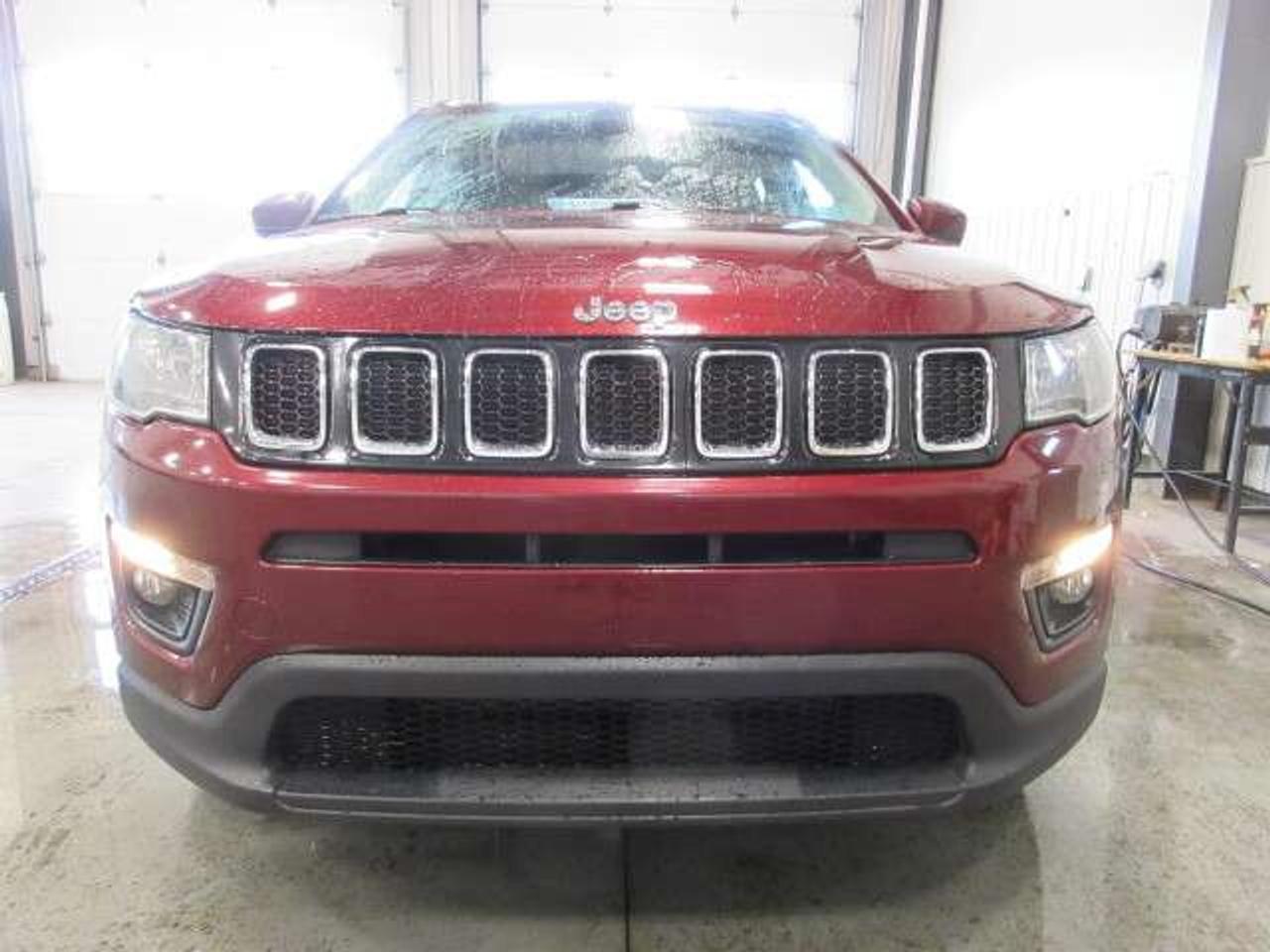 2021 Jeep Compass NORTH 4X4, ROOF, ALLOYS, AUTOSTART, 96K! Photo