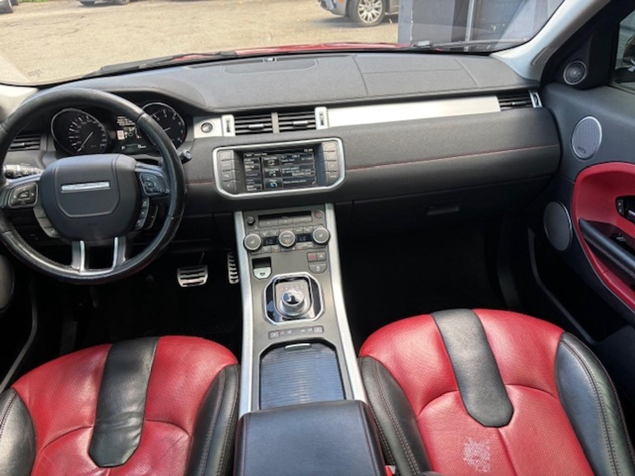 2015 Land Rover Range Rover Evoque Dynamic, PANO ROOF, NAVI, EXTREMELY SHARP!! Photo