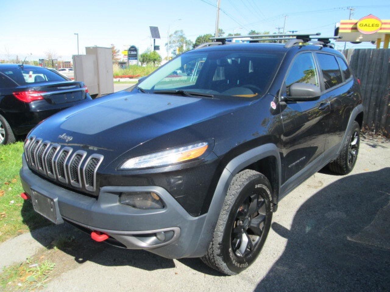 2016 Jeep Cherokee 4WD 4dr Trailhawk, Leather, Navigation Photo
