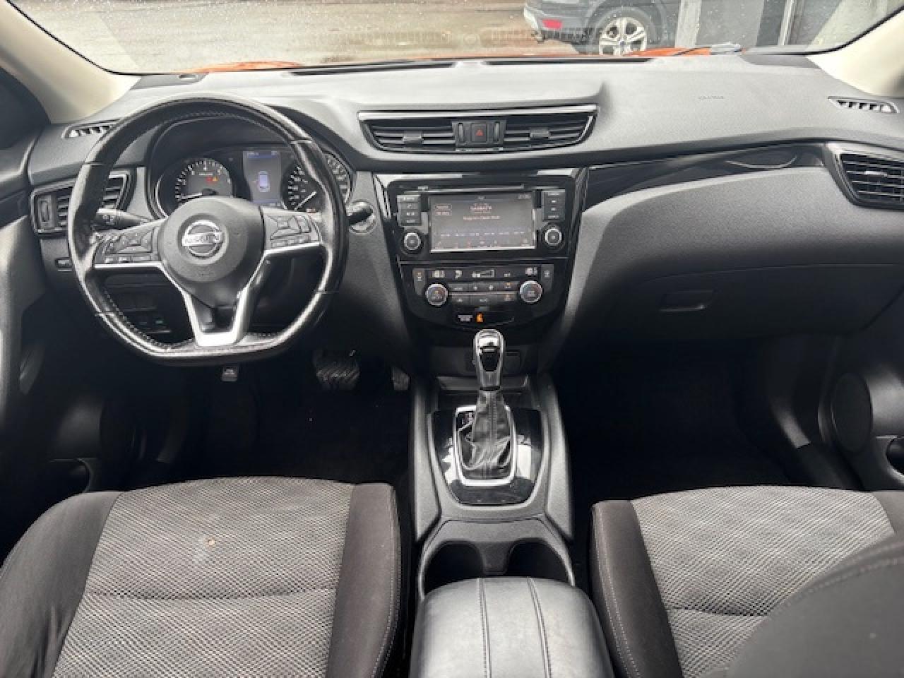 2020 Nissan Qashqai AWD SV CVT, SUNROOF, REVERSE CAM, HEATED SEATS!! Photo
