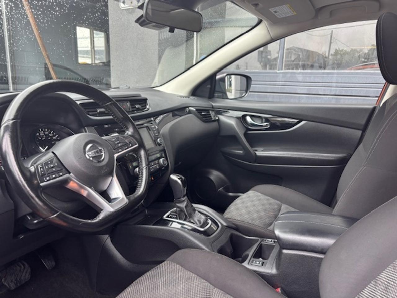 2020 Nissan Qashqai AWD SV CVT, SUNROOF, REVERSE CAM, HEATED SEATS!! Photo2